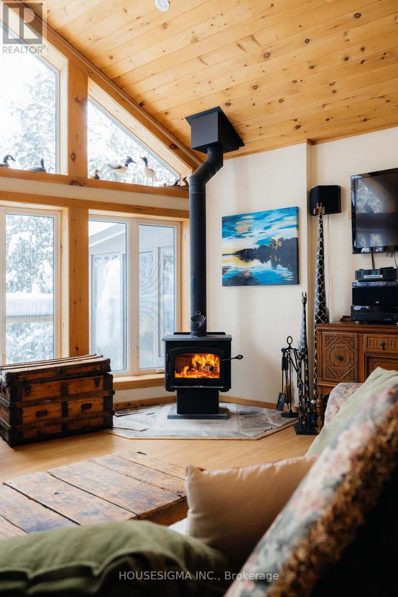 1208 Minnow Drive, Dysart Et Al, Ontario  K0M 1S0 - Photo 49 - X12199973