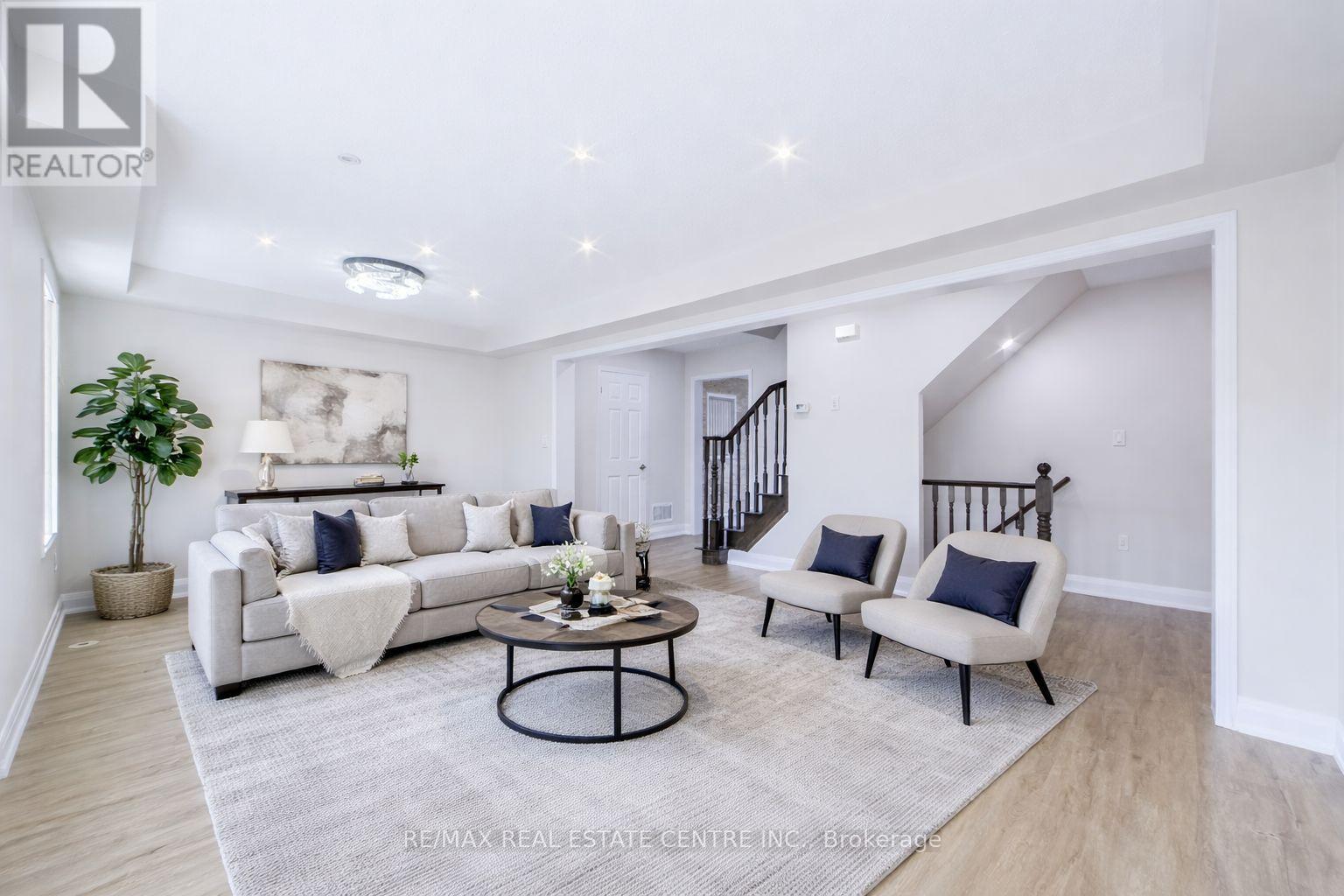 299 Dymott Avenue, Milton, Ontario  L9T 0Z5 - Photo 12 - W12643178