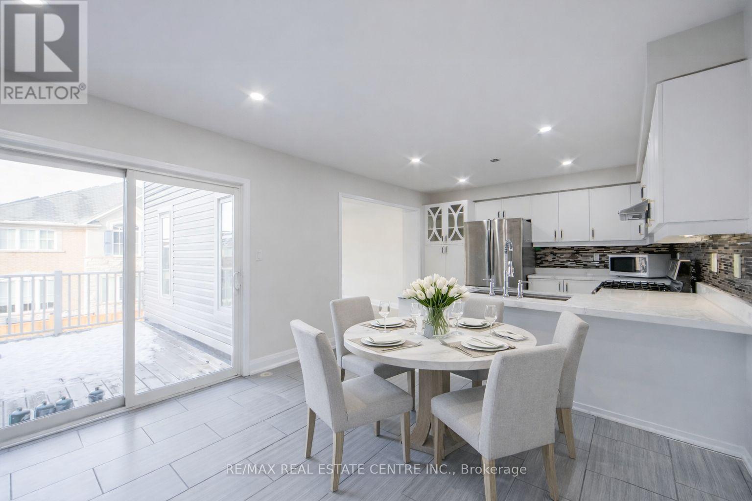 299 Dymott Avenue, Milton, Ontario  L9T 0Z5 - Photo 16 - W12643178