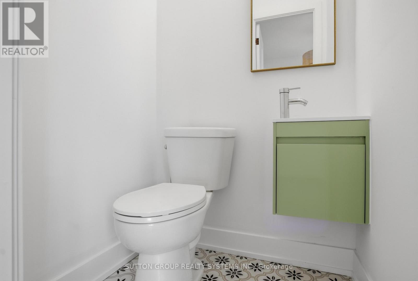 909 - 60 Southport Street, Toronto (High Park-Swansea), Ontario  M6S 3N4 - Photo 20 - W12643252