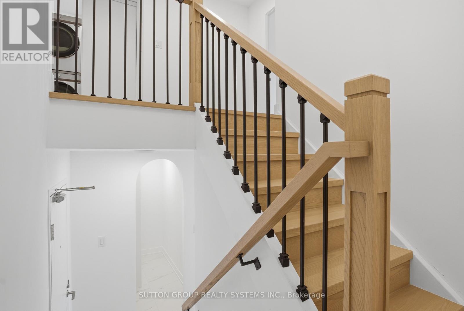 909 - 60 Southport Street, Toronto (High Park-Swansea), Ontario  M6S 3N4 - Photo 23 - W12643252