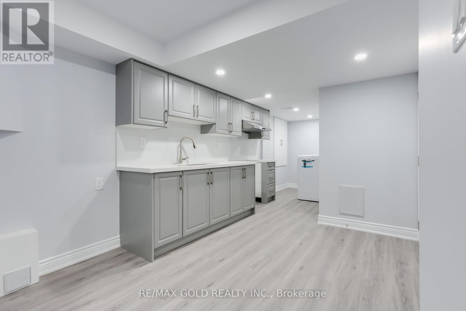 Basement - 6900 Old Creditview Road, Mississauga (Meadowvale Village), Ontario  L5N 8K5 - Photo 13 - W12643254