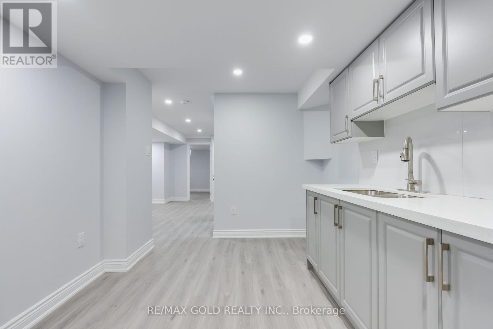 Basement - 6900 Old Creditview Road, Mississauga (Meadowvale Village), Ontario  L5N 8K5 - Photo 16 - W12643254