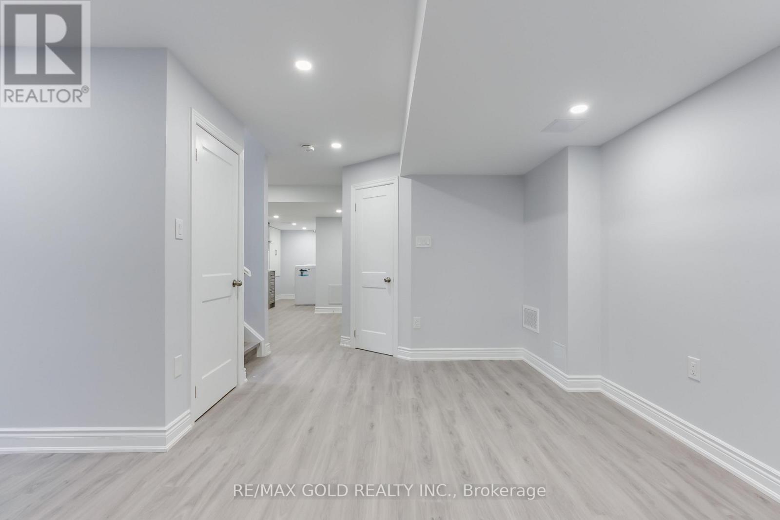 Basement - 6900 Old Creditview Road, Mississauga (Meadowvale Village), Ontario  L5N 8K5 - Photo 9 - W12643254