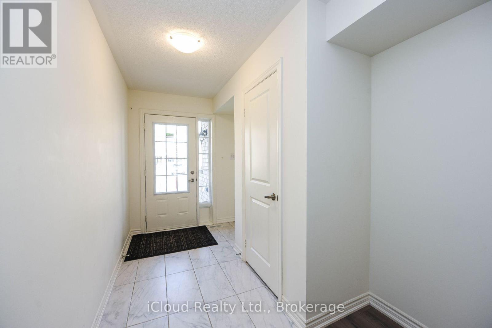 39 Stewardship Road, Brampton, Ontario  L7A 4W6 - Photo 3 - W12643262