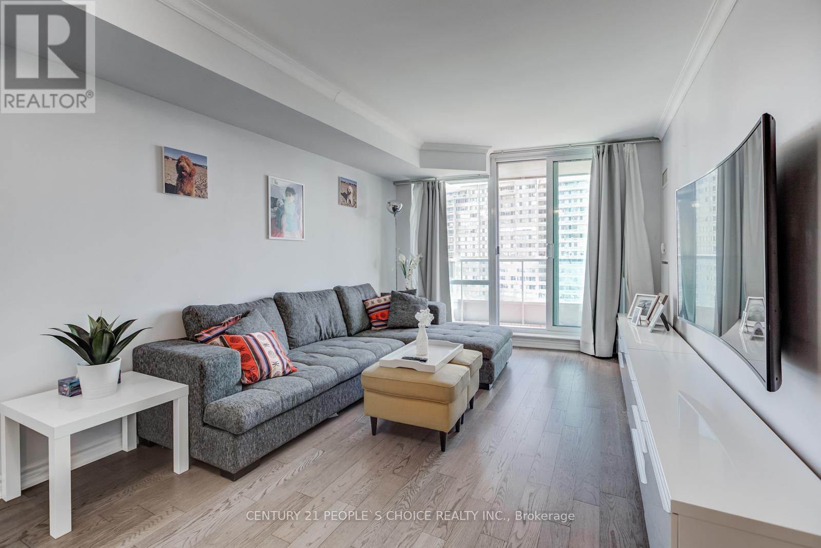 1110 - 33 Elm Drive W, Mississauga, Ontario  L5B 4M2 - Photo 7 - W12643286