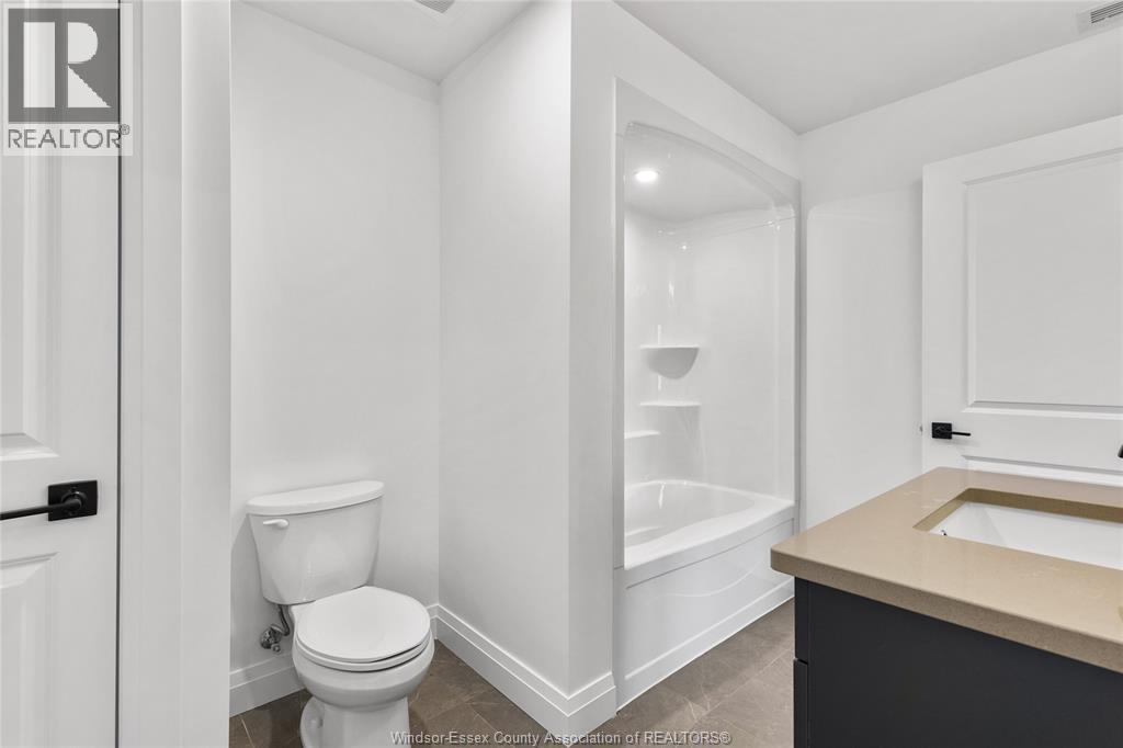 3817 Howard Avenue Unit# 313, Windsor, Ontario  N9E 3N8 - Photo 15 - 25031900