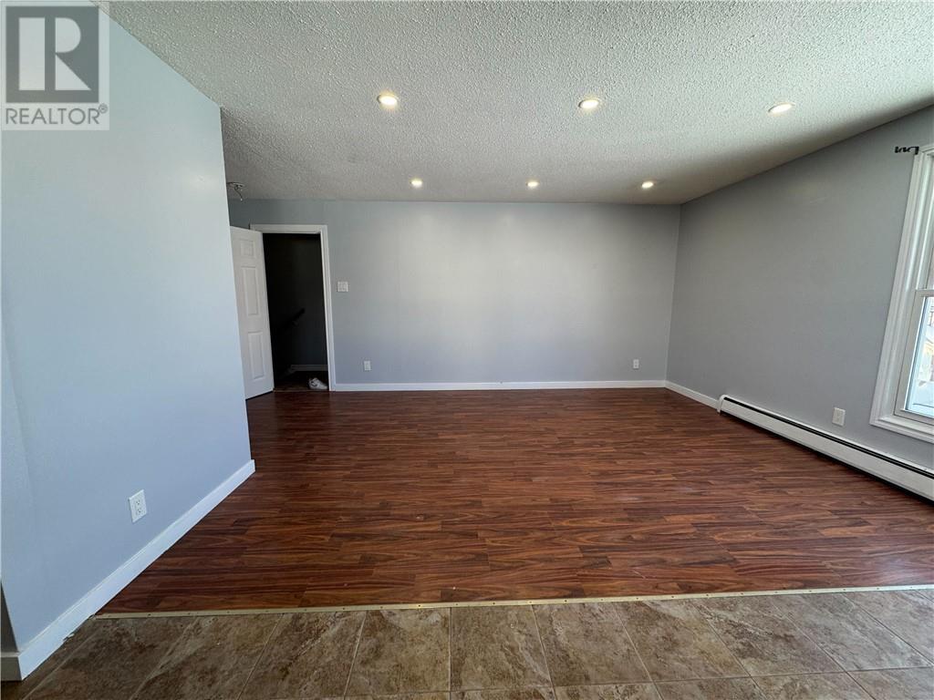 6 Cote Avenue, Chelmsford, Ontario  P0M 1L0 - Photo 4 - 2125946