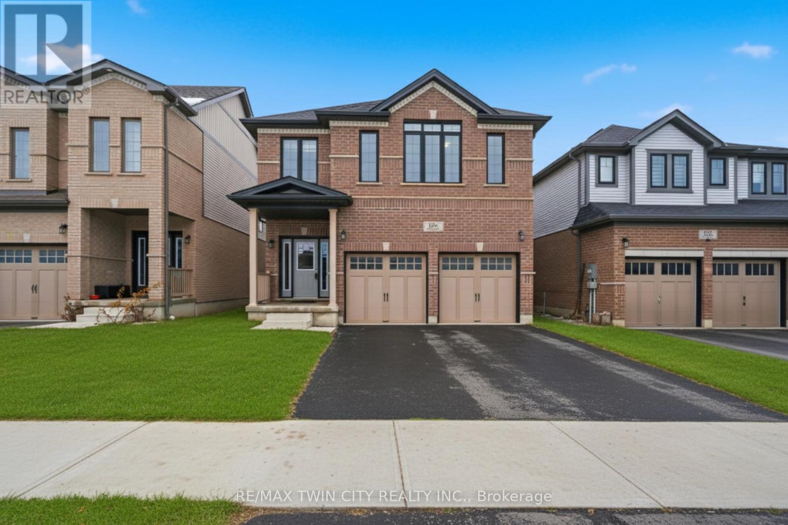 126 TARTAN AVENUE, Kitchener, Ontario