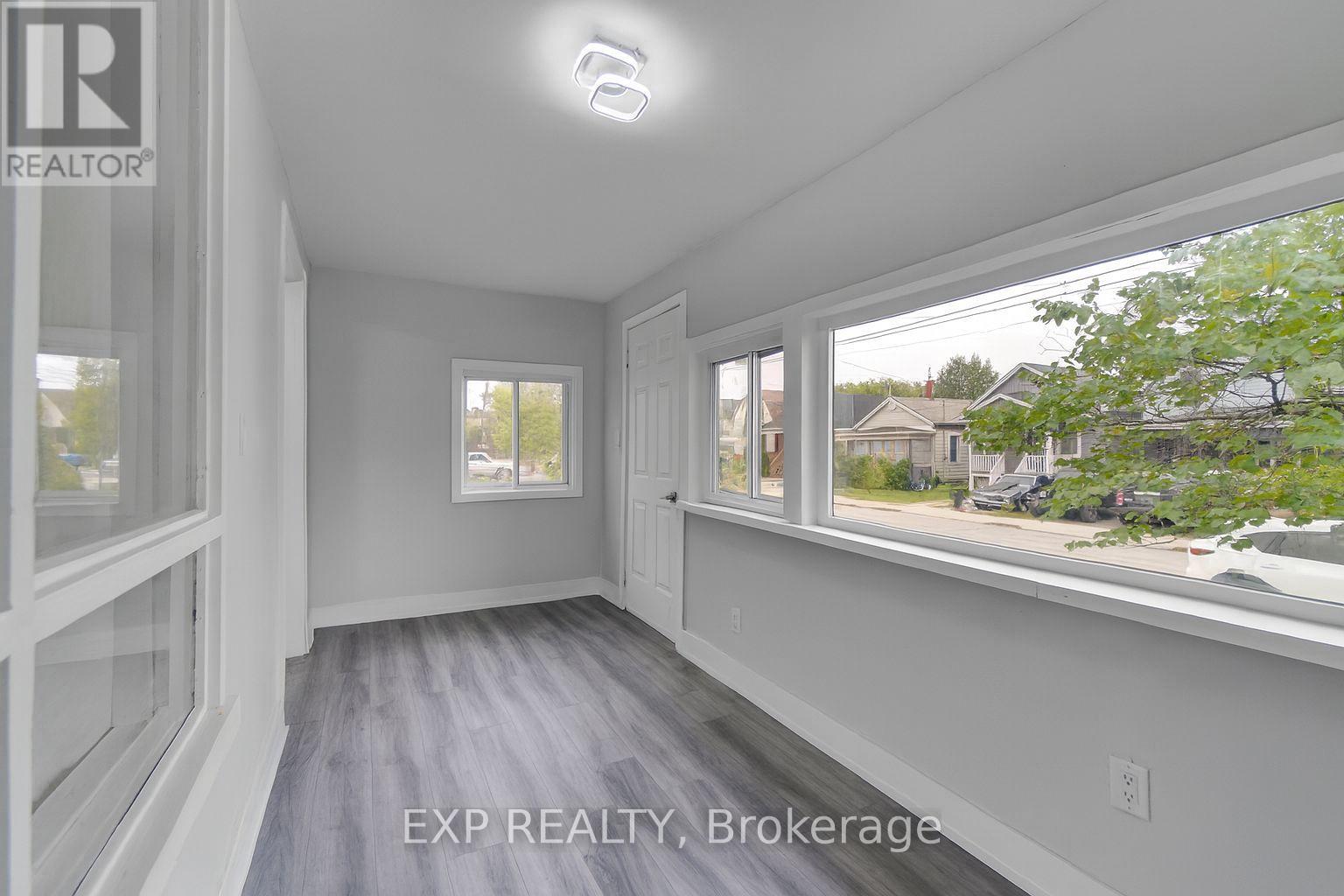 23 Lyndhurst Street, Hamilton, Ontario  L8L 7G9 - Photo 33 - X12643306