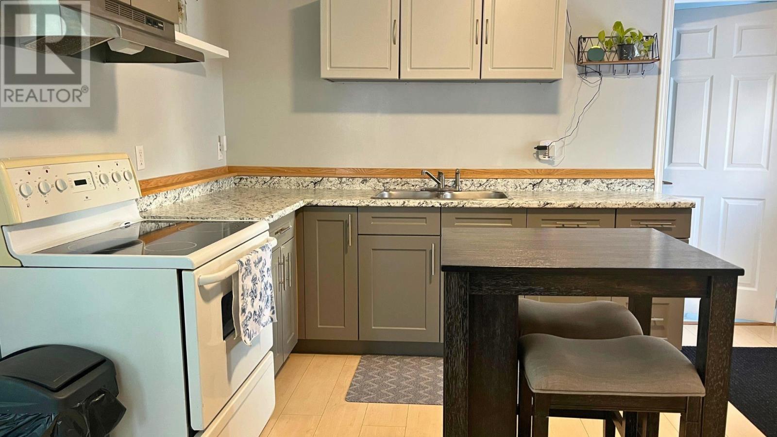 17 Third Ave, Wawa, Ontario  P0S 1K0 - Photo 11 - SM253394