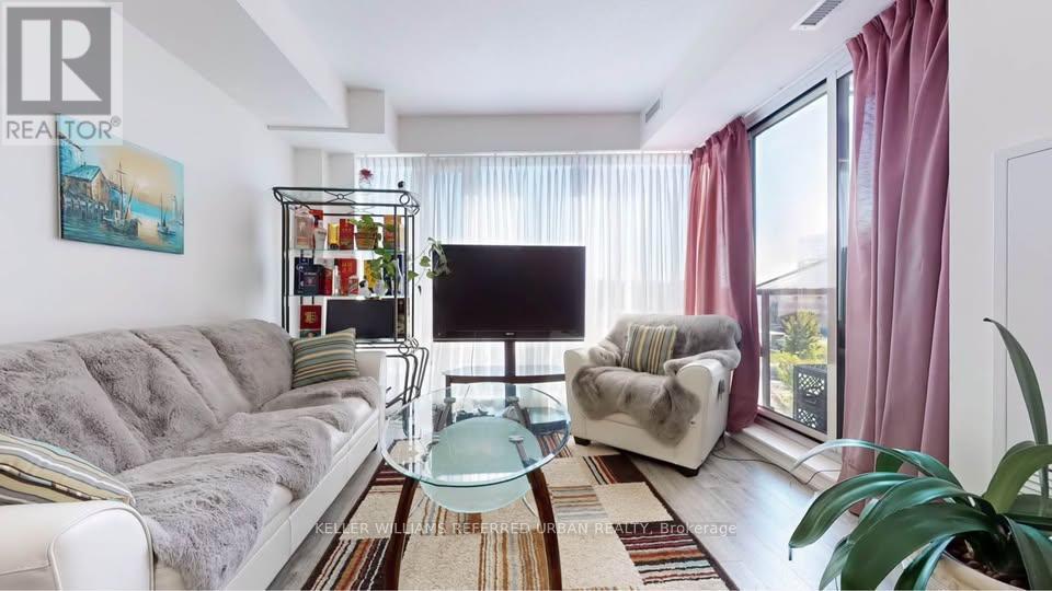 303b - 9600 Yonge Street, Richmond Hill, Ontario  L4C 0X3 - Photo 5 - N12642490