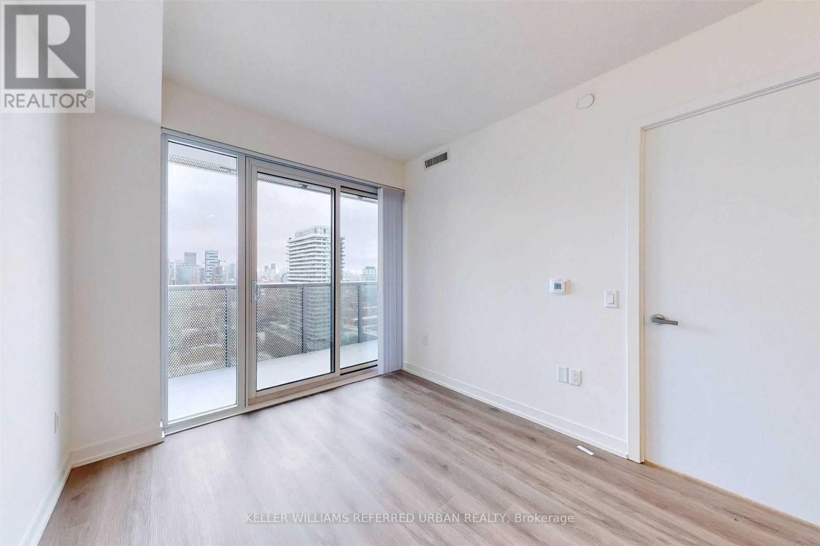 2701 - 138 Downes Street, Toronto, Ontario  M5E 0E4 - Photo 6 - C12643162