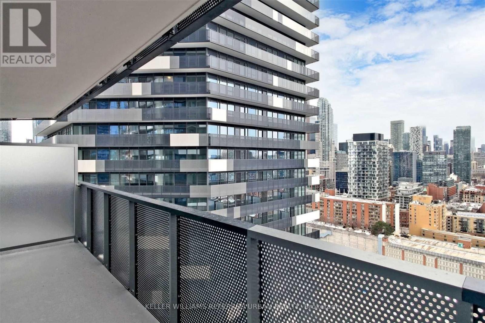 2701 - 138 Downes Street, Toronto, Ontario  M5E 0E4 - Photo 7 - C12643162