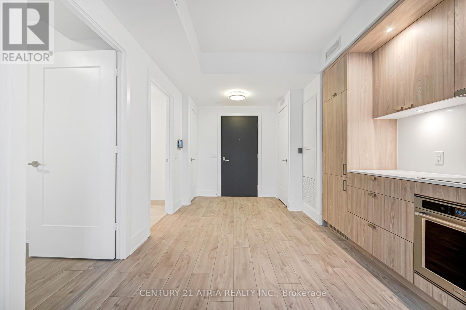 225 - 259 The Kingsway, Toronto, Ontario  M9A 0G2 - Photo 3 - W12597118