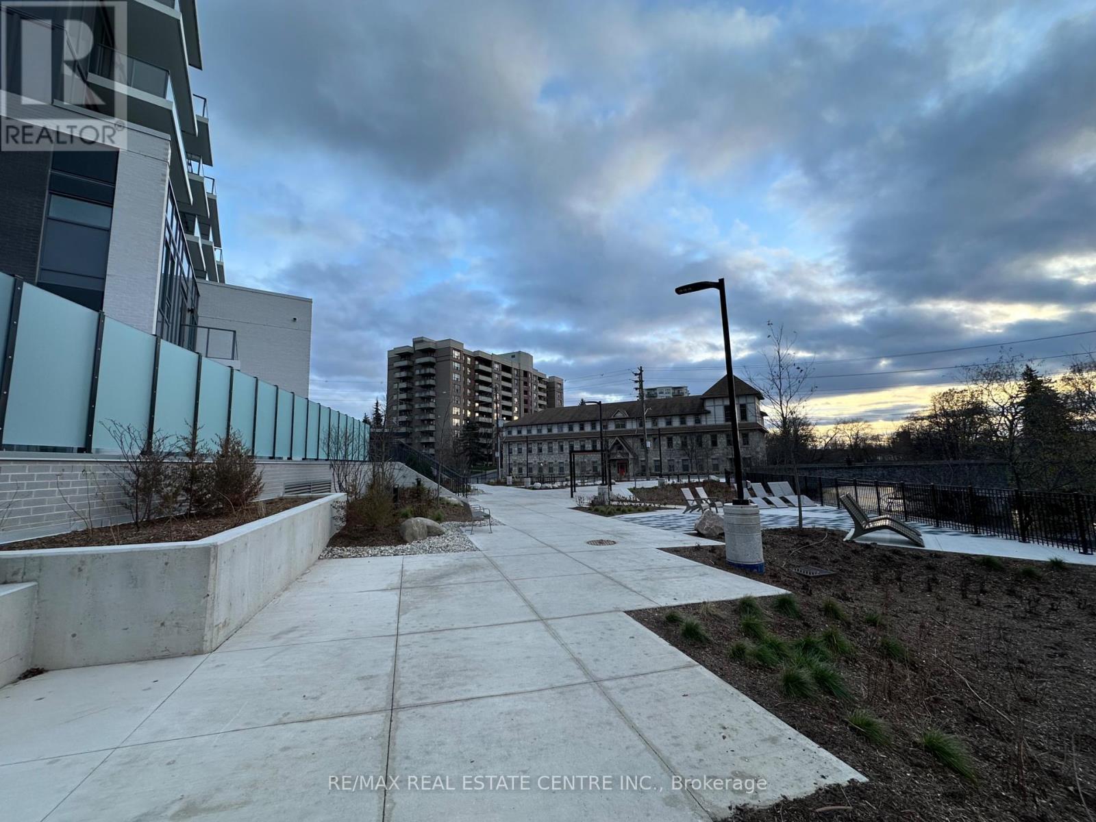 1403 - 93 Arthur Street S, Guelph, Ontario  N1E 0T3 - Photo 43 - X12641942