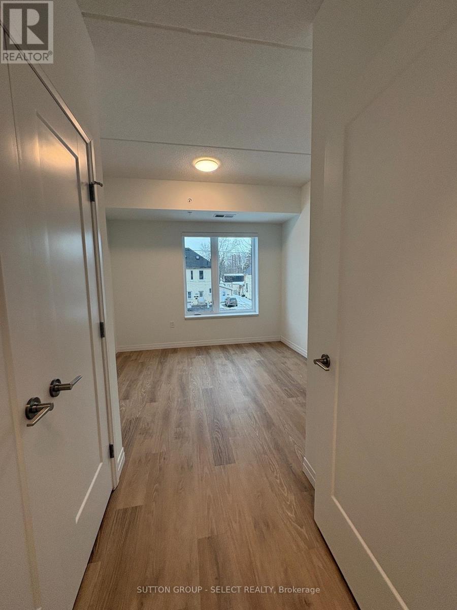 220 - 351 Hill Street, London East, Ontario  N6B 2M1 - Photo 10 - X12643310
