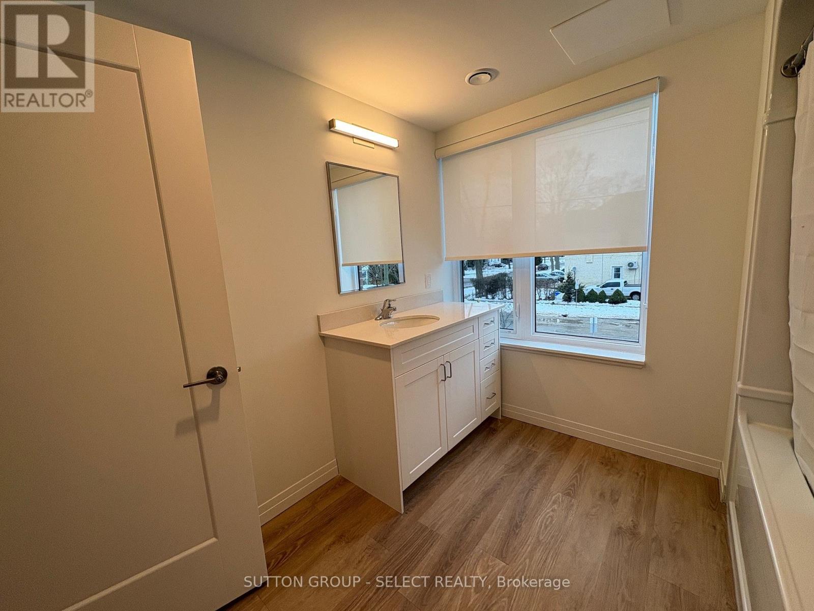 220 - 351 Hill Street, London East, Ontario  N6B 2M1 - Photo 7 - X12643310