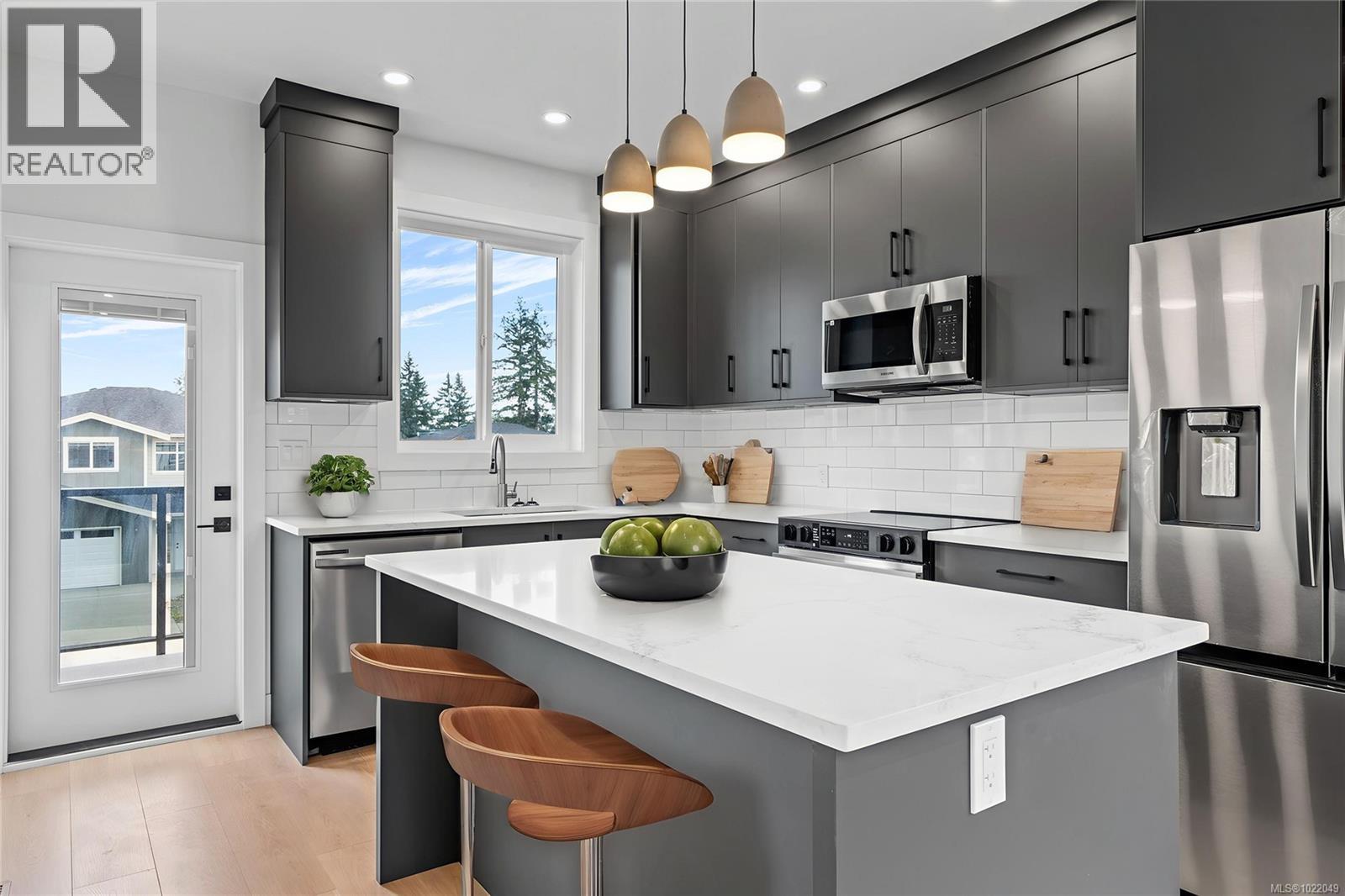 631 Eighth St, Nanaimo, British Columbia  V9R 6P1 - Photo 12 - 1022049