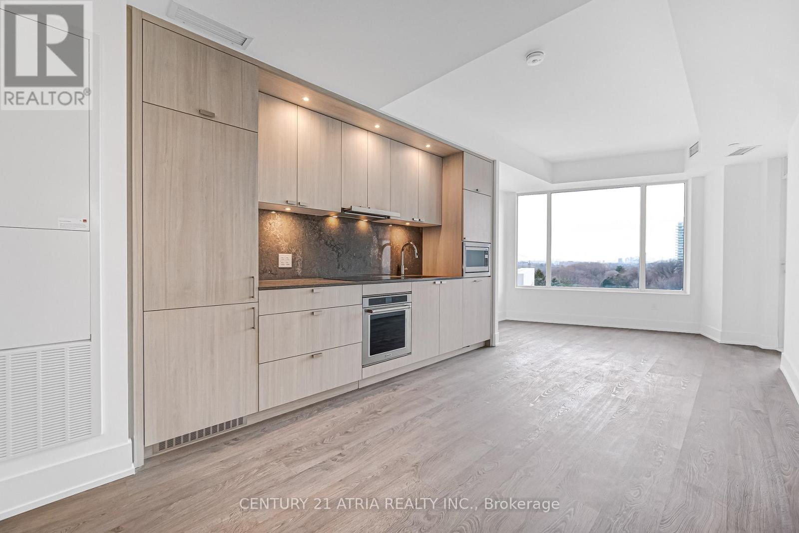 625 - 259 THE KINGSWAY, Toronto, Ontario