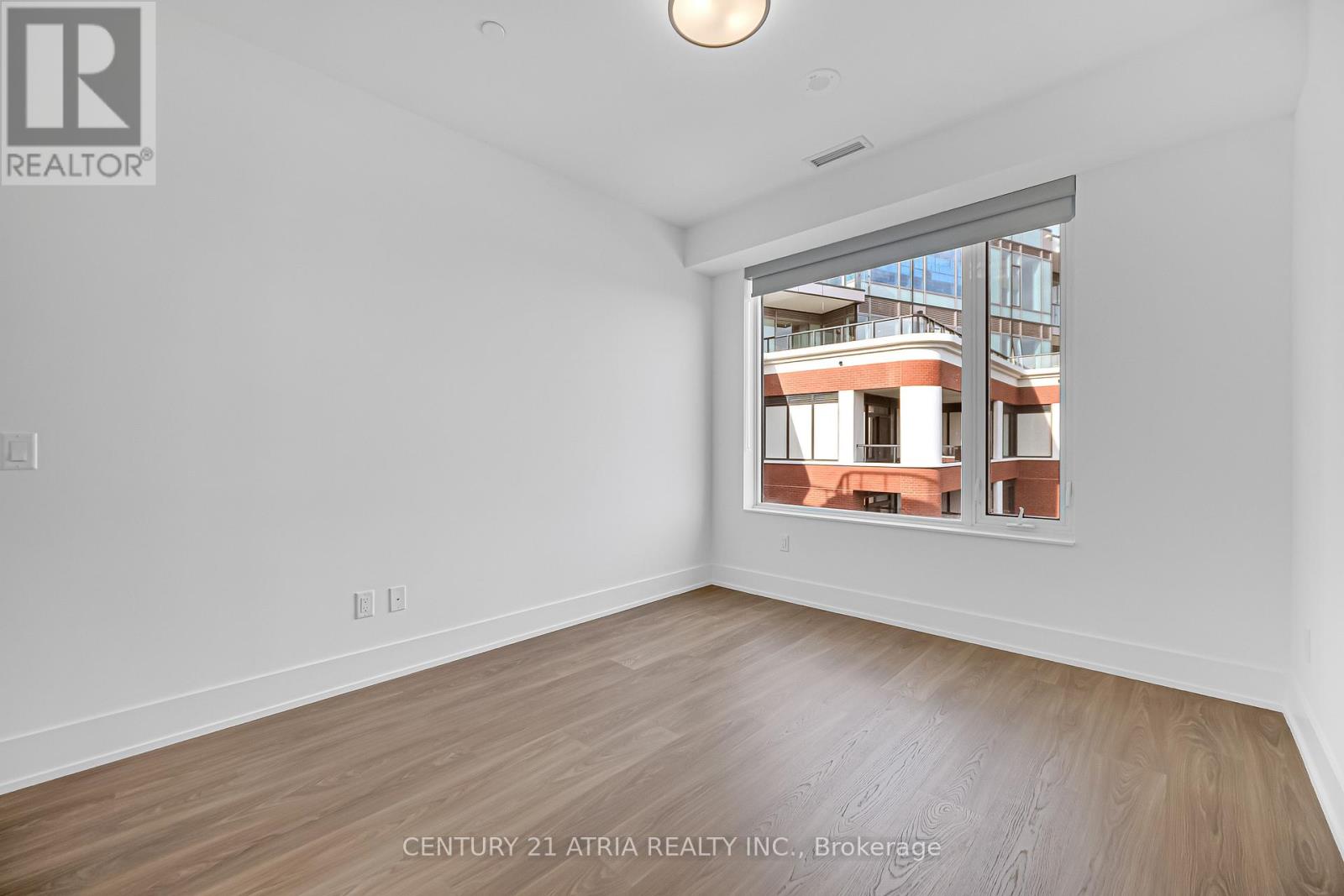 702 - 259 The Kingsway, Toronto, Ontario  M9A 0G2 - Photo 23 - W12595948