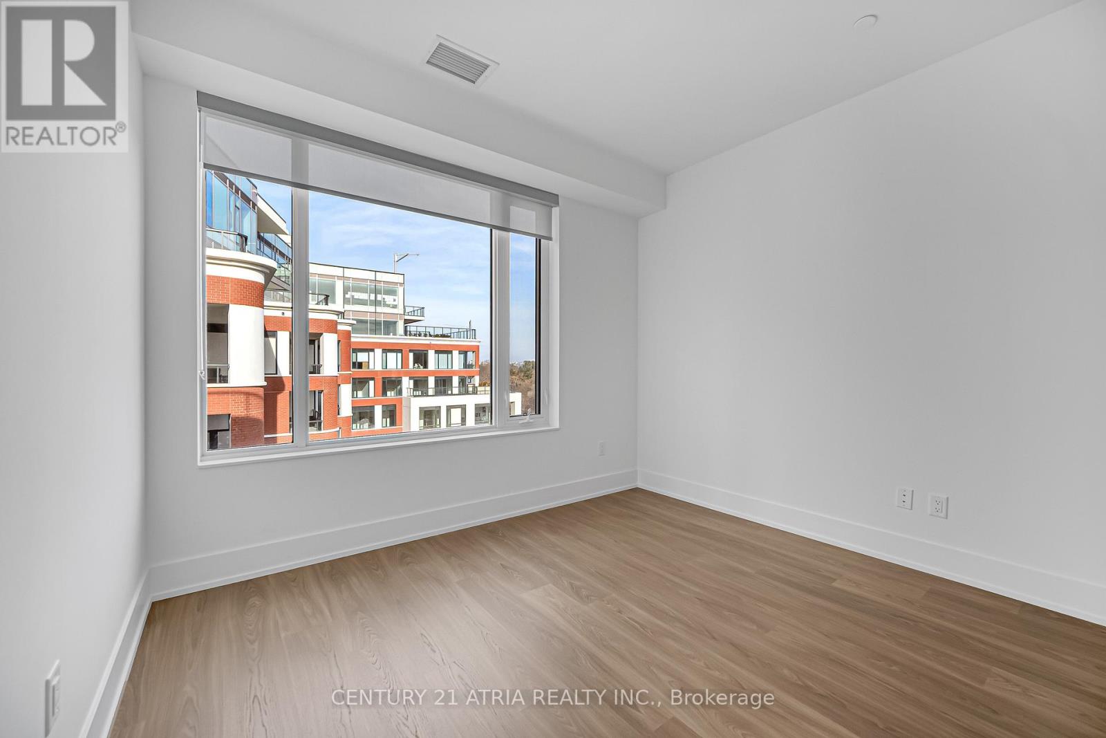 702 - 259 The Kingsway, Toronto, Ontario  M9A 0G2 - Photo 16 - W12595948