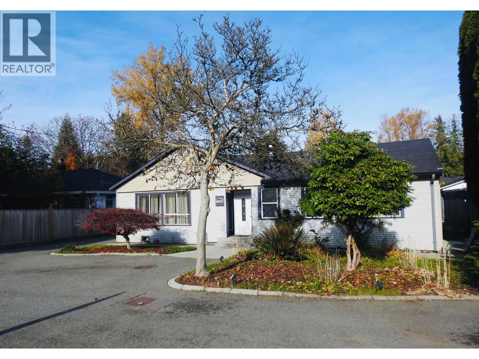 21089 Dewdney Trunk Road, Maple Ridge, British Columbia  V2X 3G1 - Photo 2 - R3074548