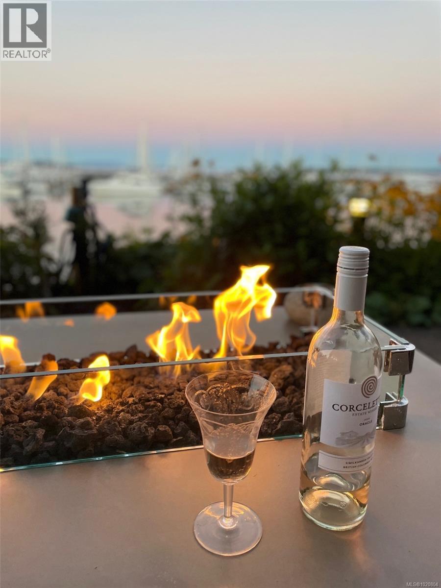 101 9949 Third St, Sidney, British Columbia  V8L 3B1 - Photo 37 - 1020804