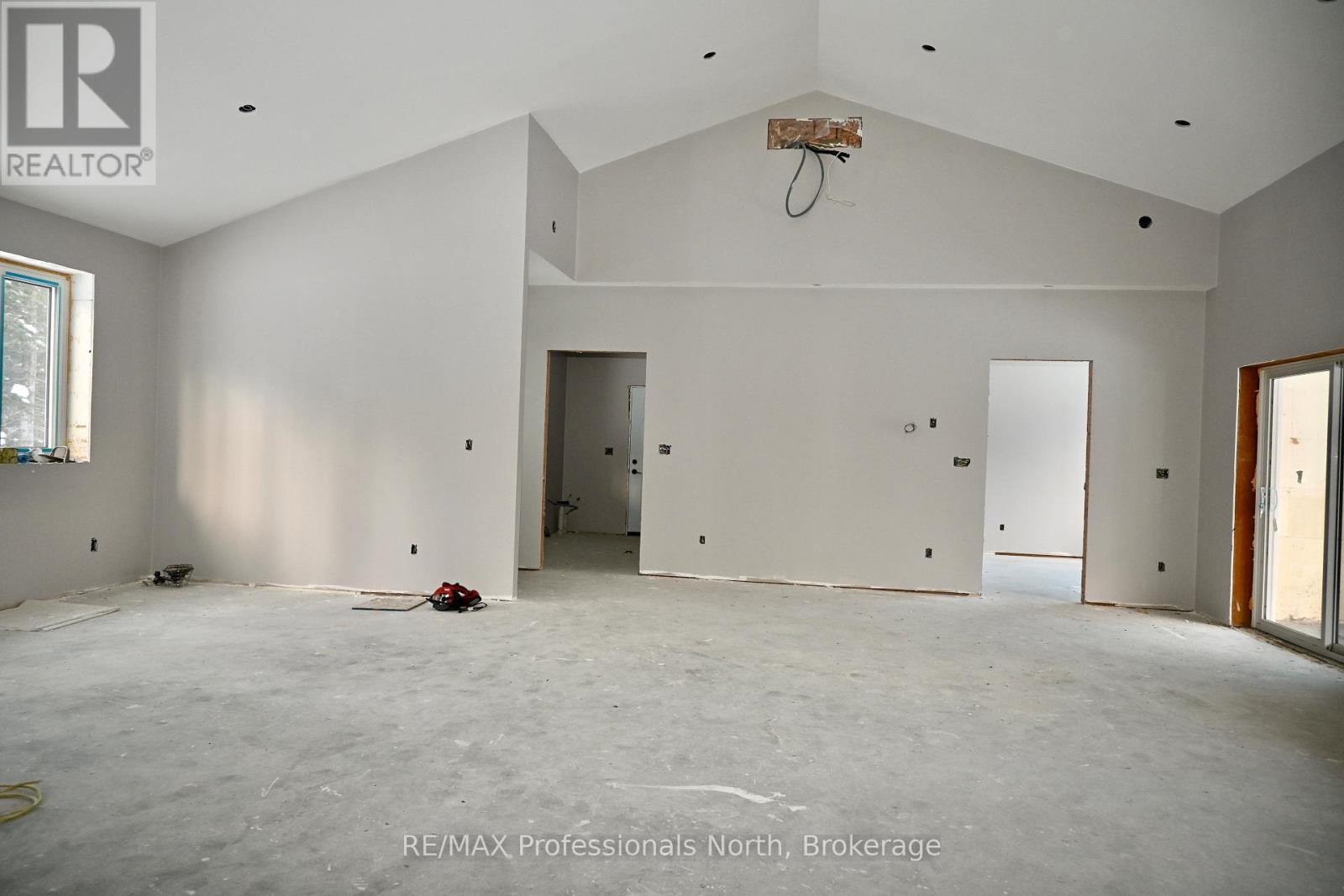 121 Loon Lake Road, Magnetawan, Ontario  P0A 1Z0 - Photo 21 - X12643326