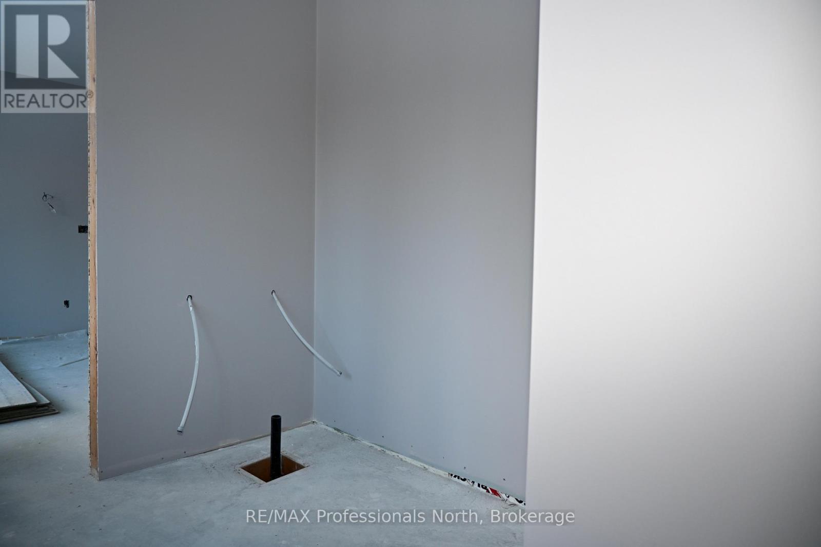 121 Loon Lake Road, Magnetawan, Ontario  P0A 1Z0 - Photo 28 - X12643326