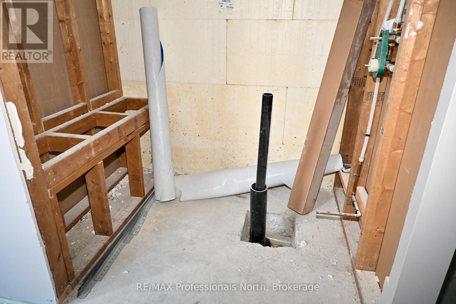 121 Loon Lake Road, Magnetawan, Ontario  P0A 1Z0 - Photo 30 - X12643326