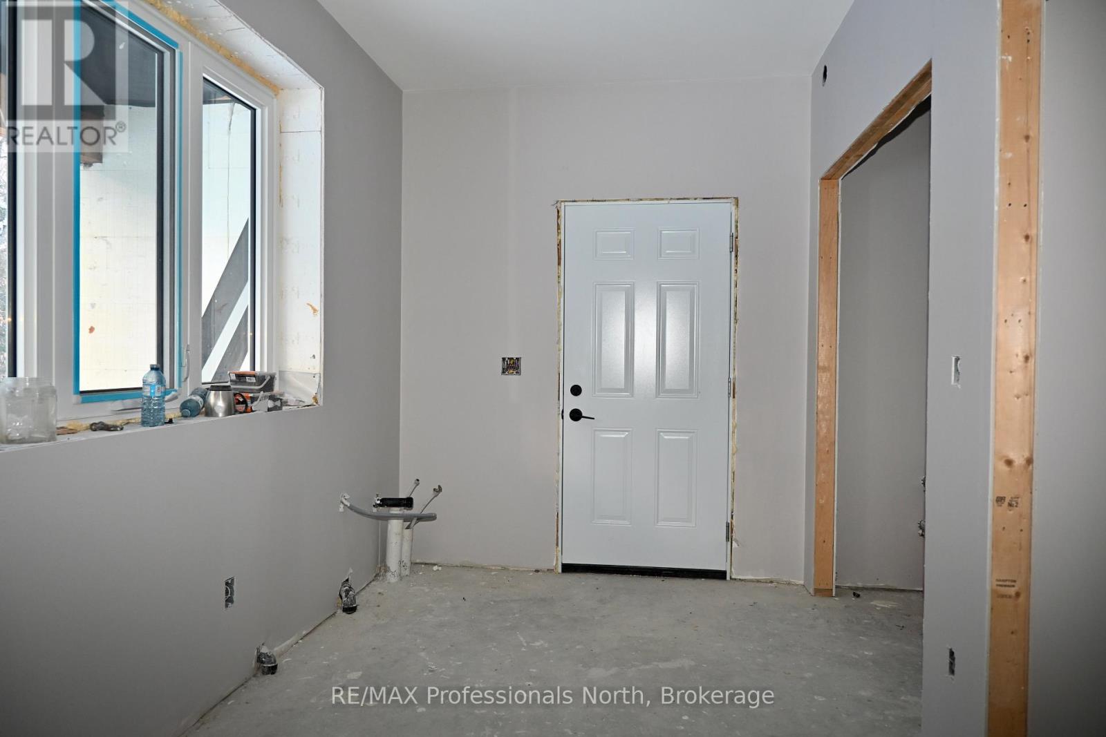 121 Loon Lake Road, Magnetawan, Ontario  P0A 1Z0 - Photo 31 - X12643326