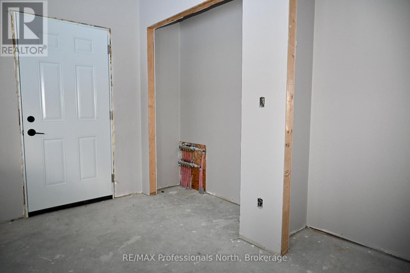 121 Loon Lake Road, Magnetawan, Ontario  P0A 1Z0 - Photo 32 - X12643326