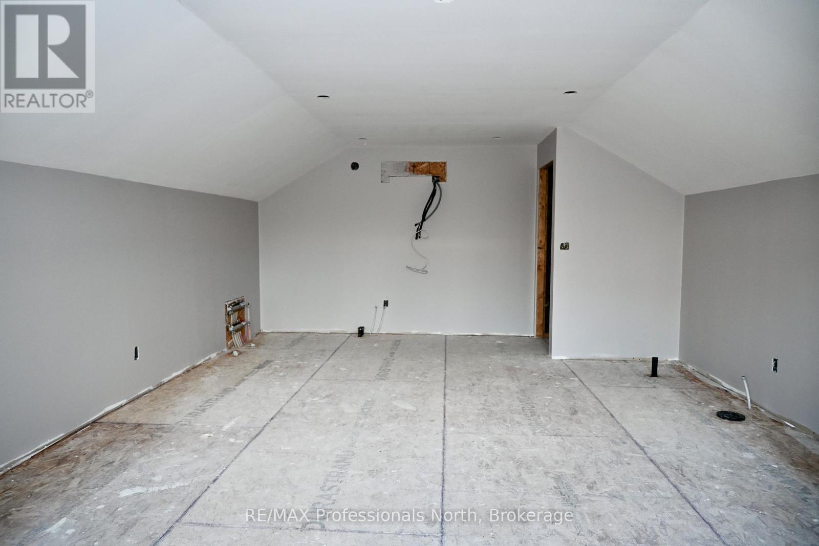 121 Loon Lake Road, Magnetawan, Ontario  P0A 1Z0 - Photo 35 - X12643326