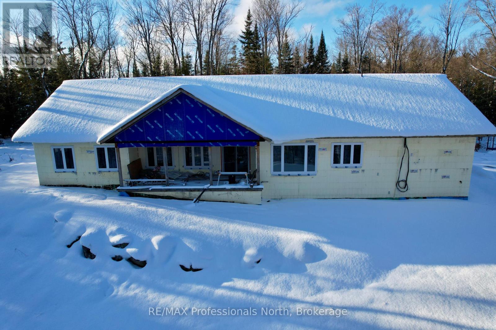 121 Loon Lake Road, Magnetawan, Ontario  P0A 1Z0 - Photo 6 - X12643326