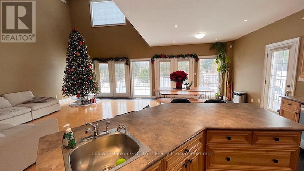 141 24 Highway E, Norfolk, Ontario  N0E 1P0 - Photo 18 - X12643318