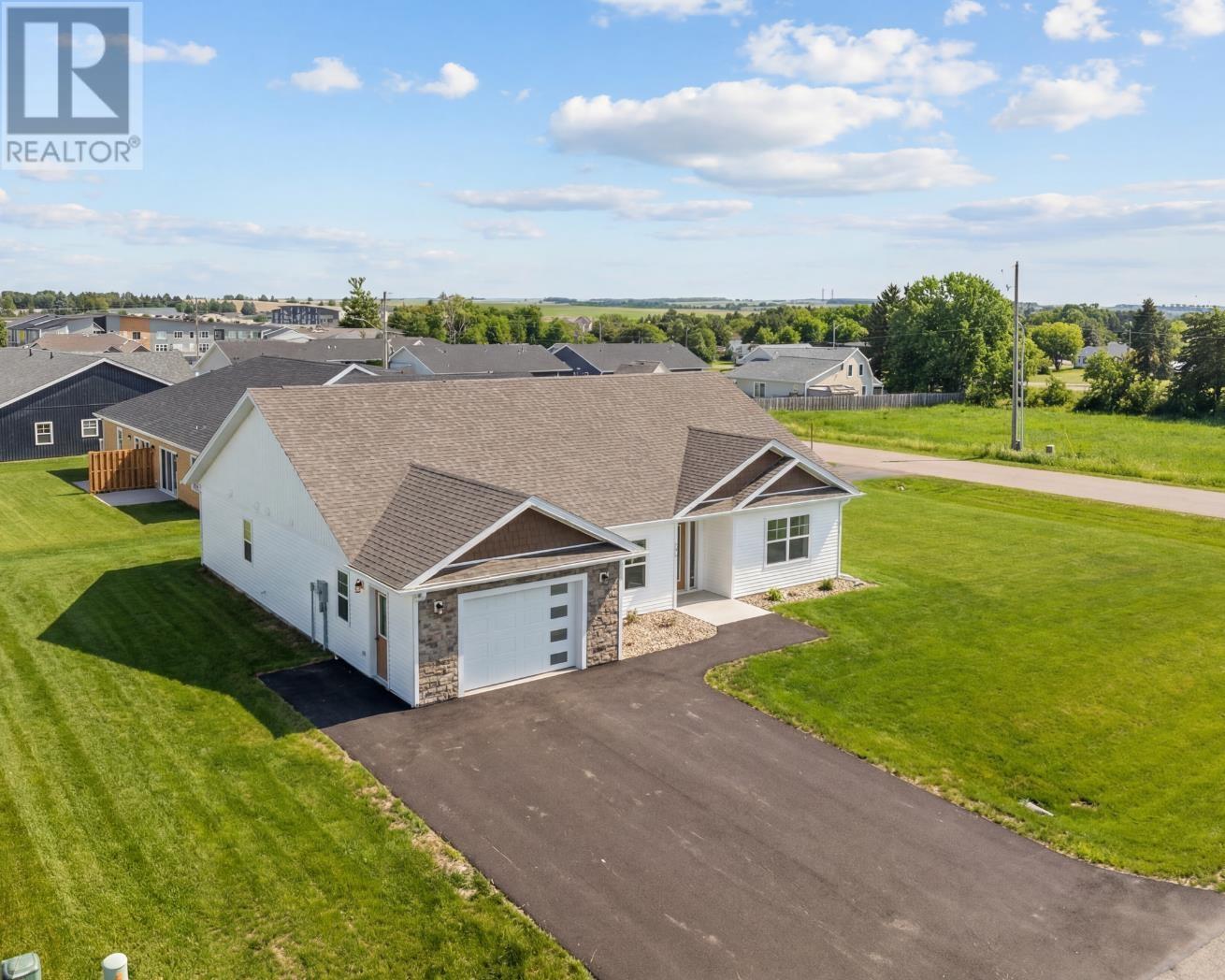 31 Loggie Drive, Summerside, Prince Edward Island