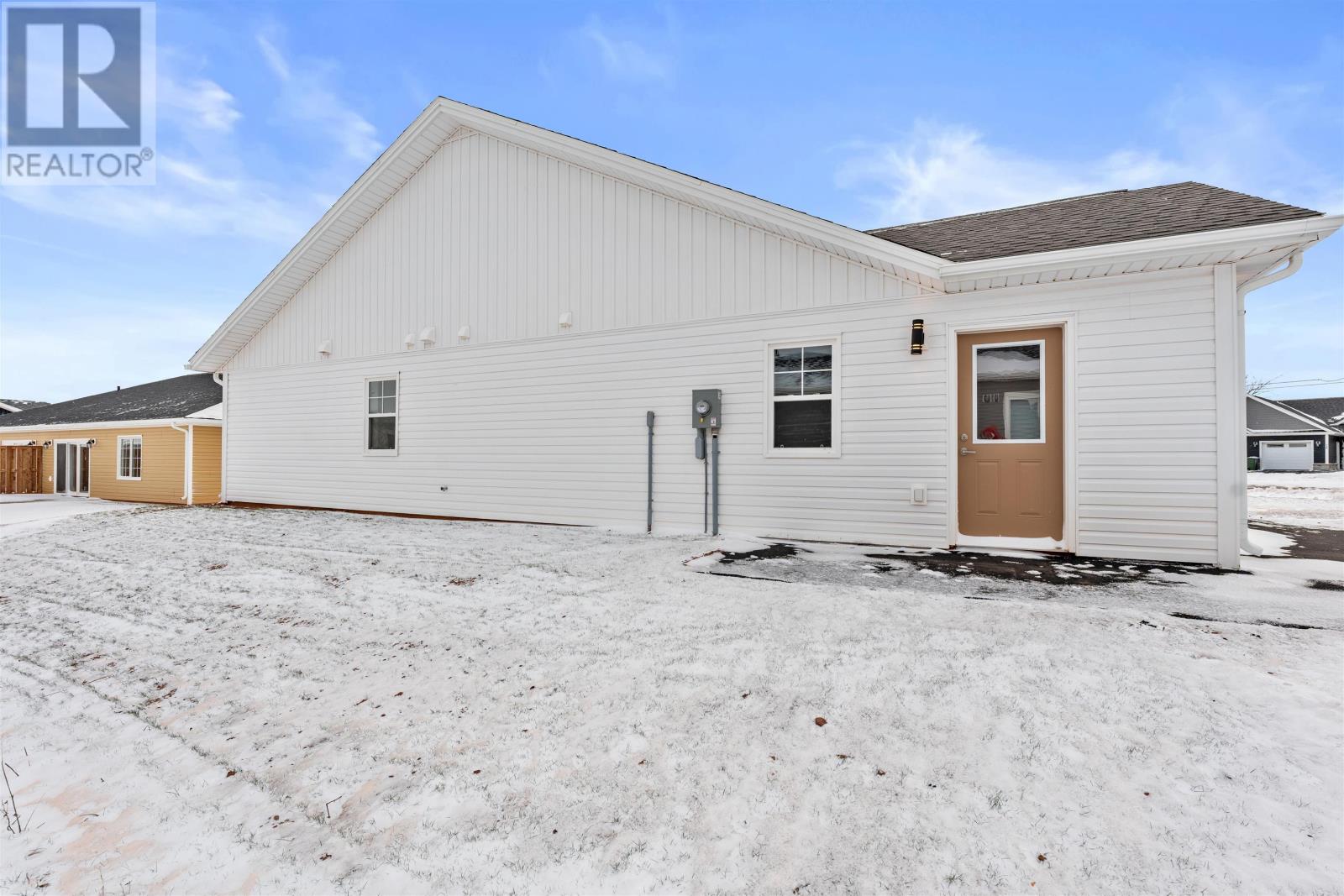 31 Loggie Drive, Summerside, Prince Edward Island  C1N 0N9 - Photo 5 - 202529518