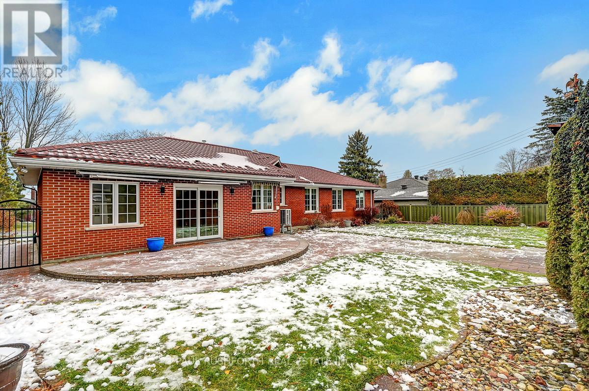 6 Roundhay Drive, Ottawa, Ontario  K2G 1B5 - Photo 26 - X12574502