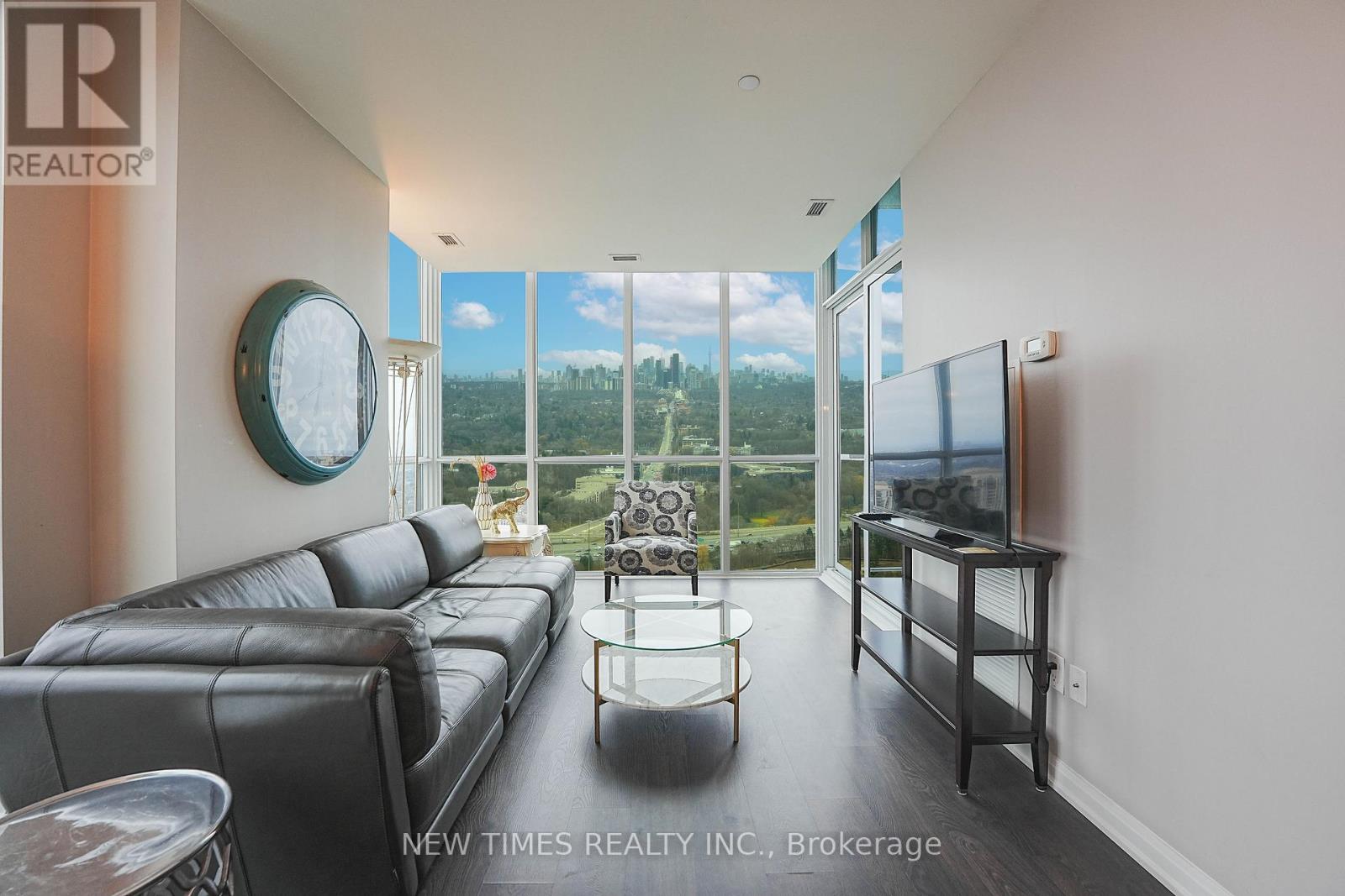 4202 - 9 Bogert Avenue, Toronto, Ontario  M2N 0H3 - Photo 3 - C12643308