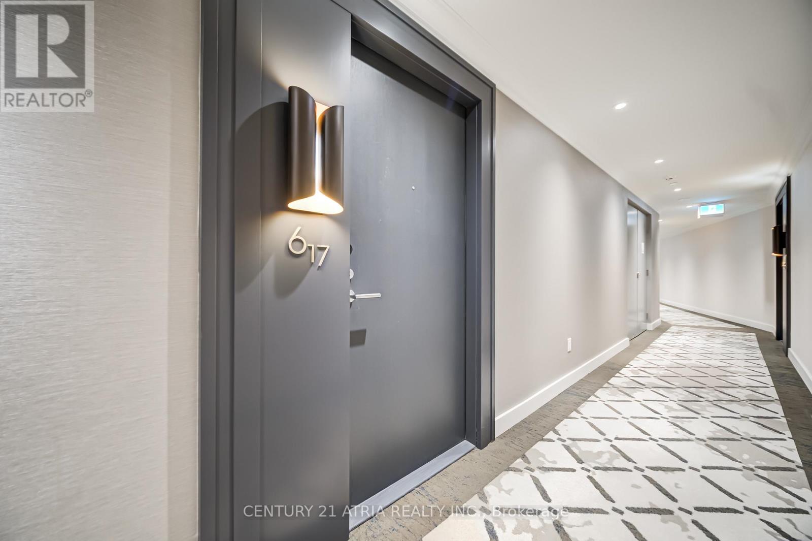 617 - 259 The Kingsway, Toronto, Ontario  M9A 0G2 - Photo 2 - W12574530