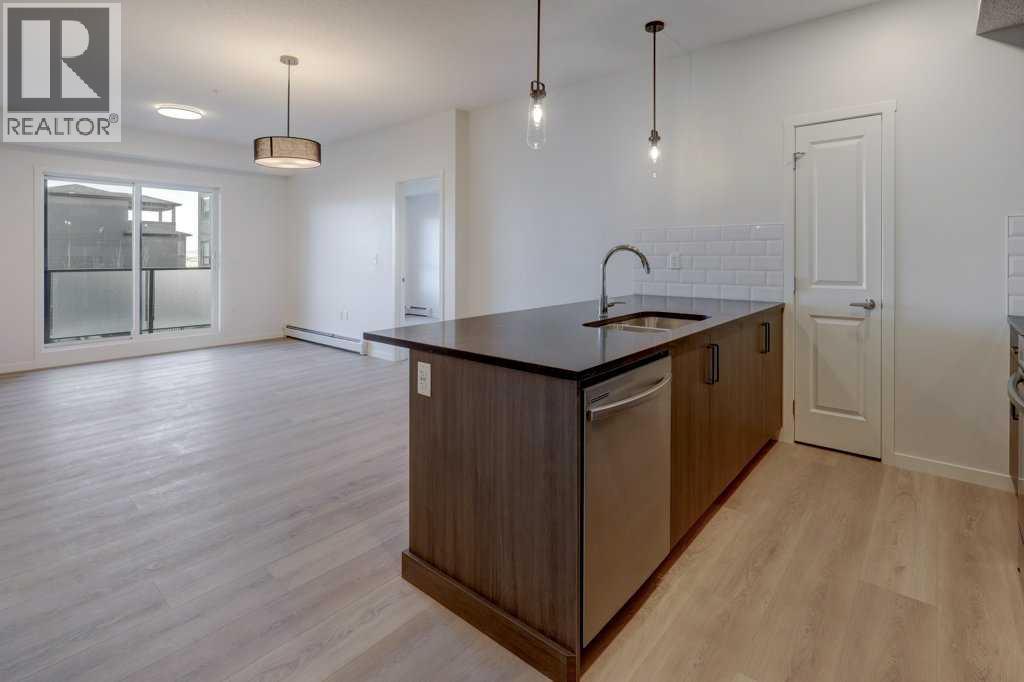 211, 245 Edith Place Nw, Calgary, Alberta  T3R 2C9 - Photo 6 - A2275304