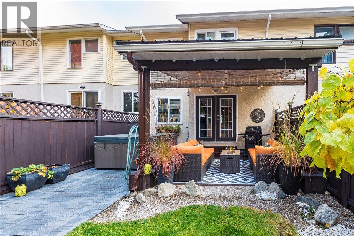 3395 Laurel Crescent, Trail, British Columbia  V1R 4M9 - Photo 1 - 10366366