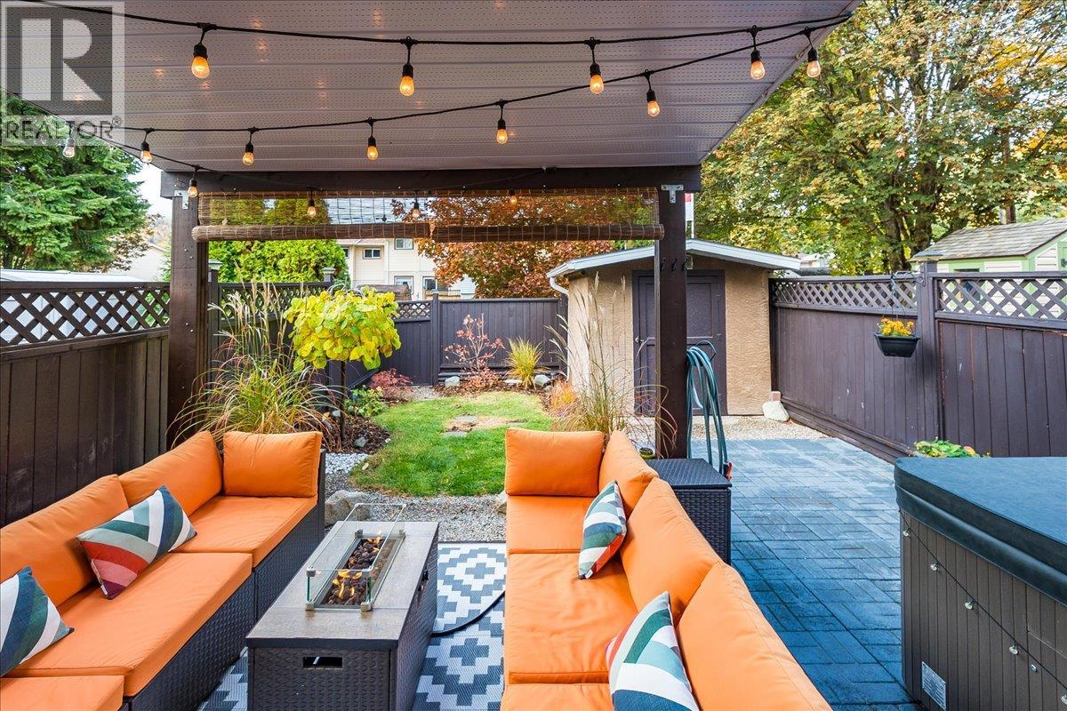 3395 Laurel Crescent, Trail, British Columbia  V1R 4M9 - Photo 5 - 10366366