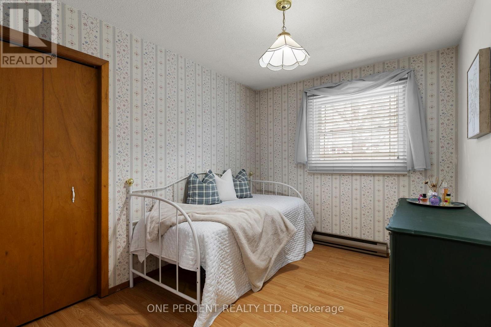 268 Mississaga Street W, Orillia, Ontario  L3V 3B8 - Photo 15 - S12643344