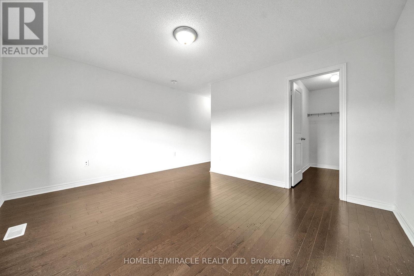 15 Finegan Circle, Brampton, Ontario  L7A 4Z7 - Photo 35 - W12643324