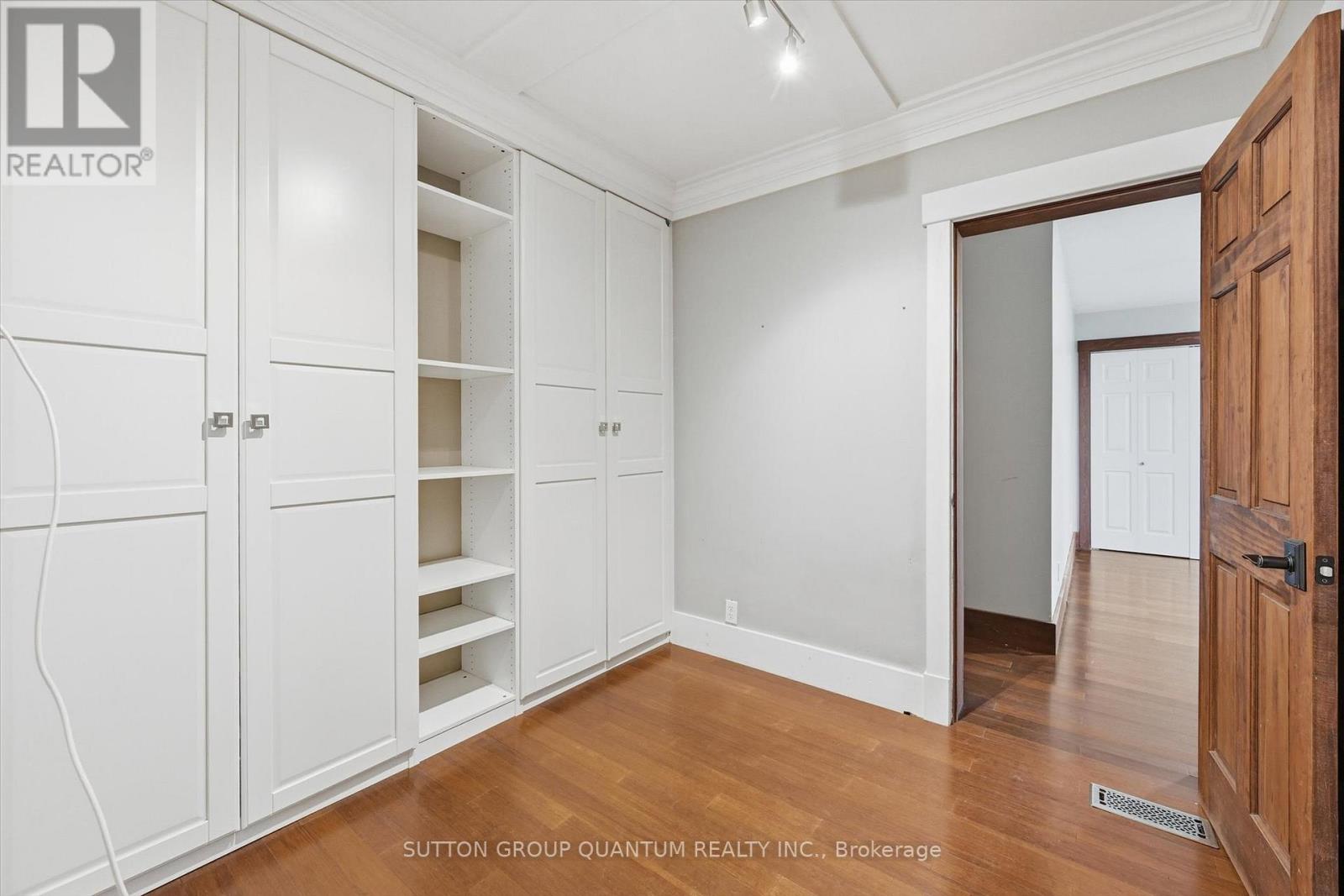 480 Nelson Avenue, Burlington, Ontario  L7S 1N5 - Photo 17 - W12643328