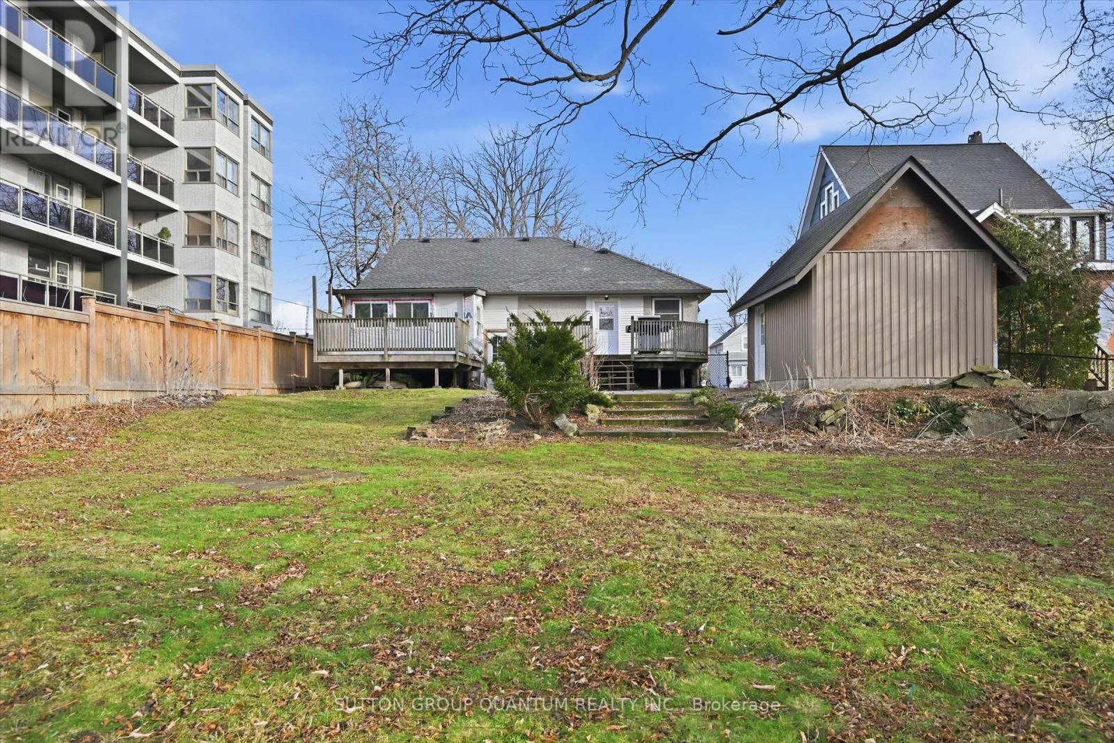 480 Nelson Avenue, Burlington, Ontario  L7S 1N5 - Photo 46 - W12643328