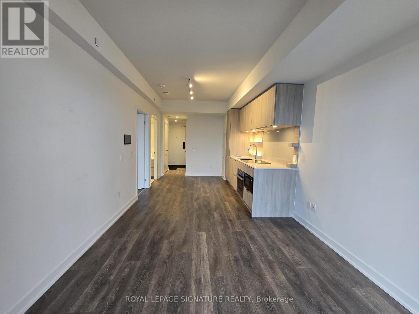 507 - 28 Ann Street, Mississauga, Ontario  L5G 0E1 - Photo 5 - W12643340