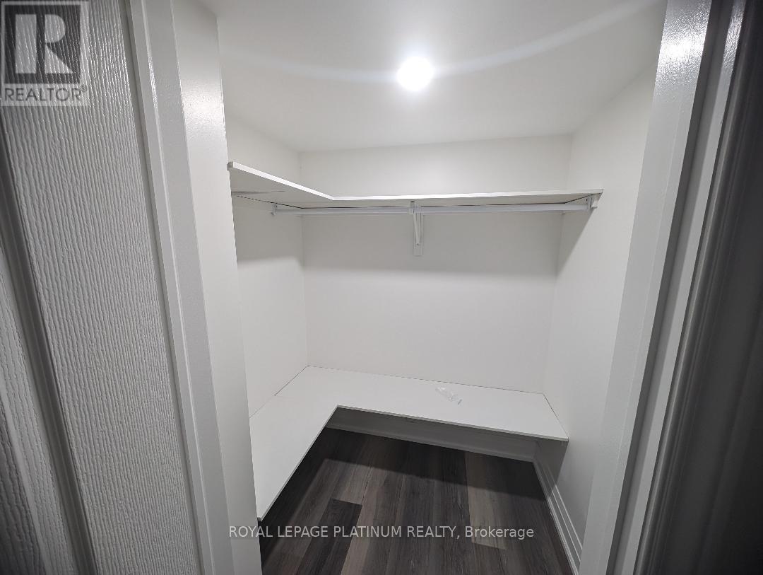 16 Gatherwood Terrace, Caledon, Ontario  L7C 4M4 - Photo 3 - W12643354